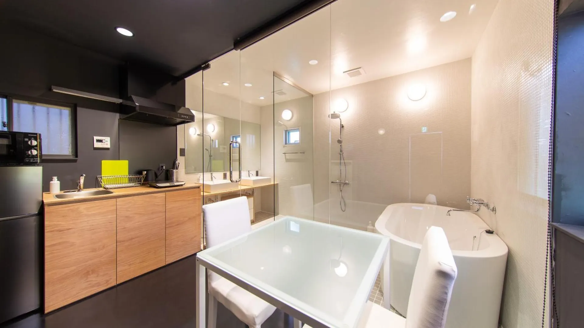 Villa Ynh Guest House Osaka
