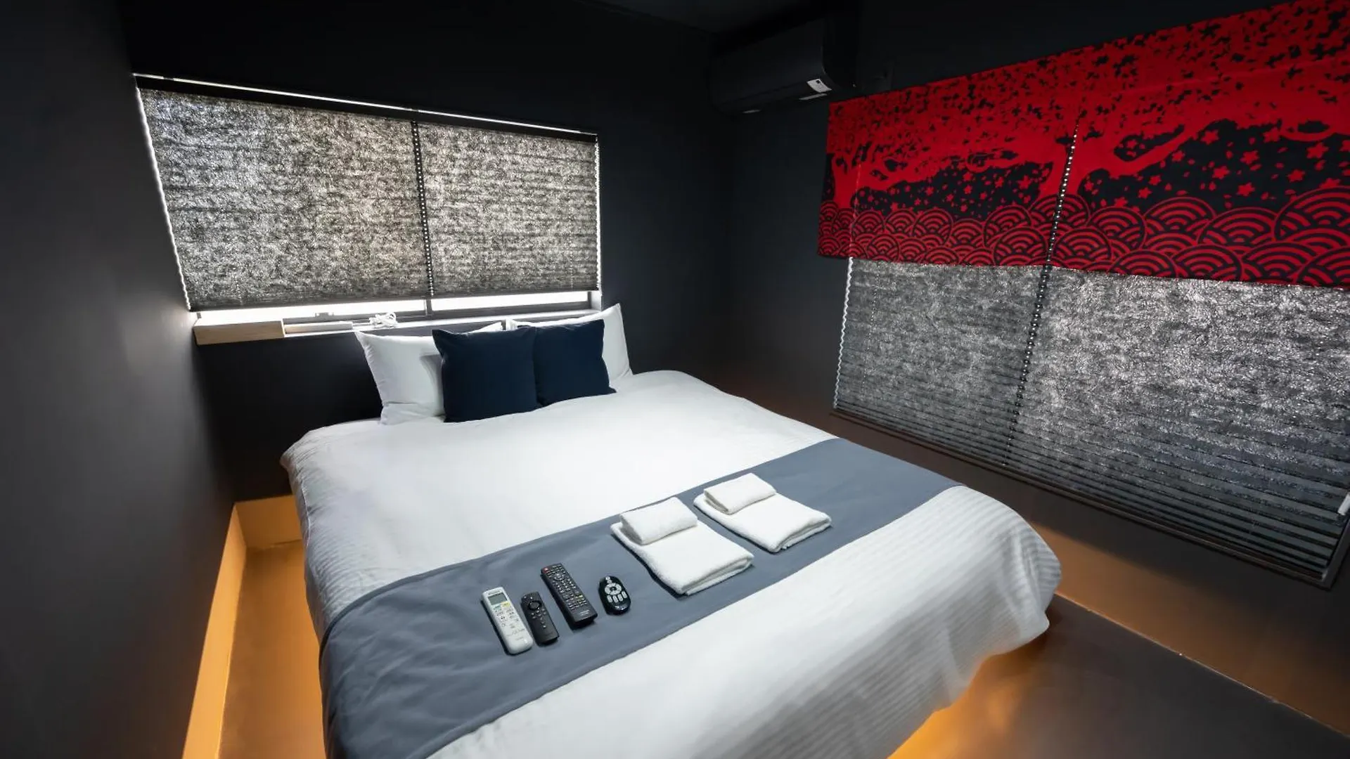 Contacts de YNH Guest House Osaka